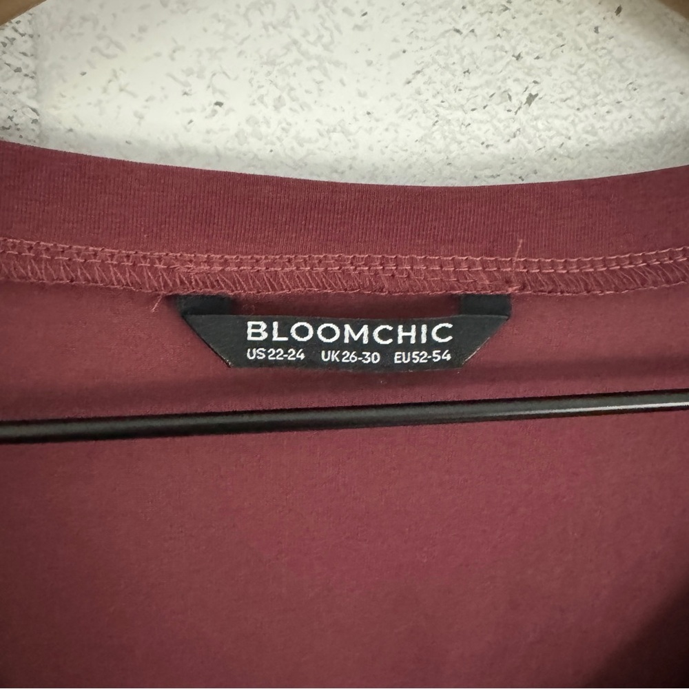 BLOOMCHIC V-Neck Burgundy Tunic Tee - Picture 7 of 9
